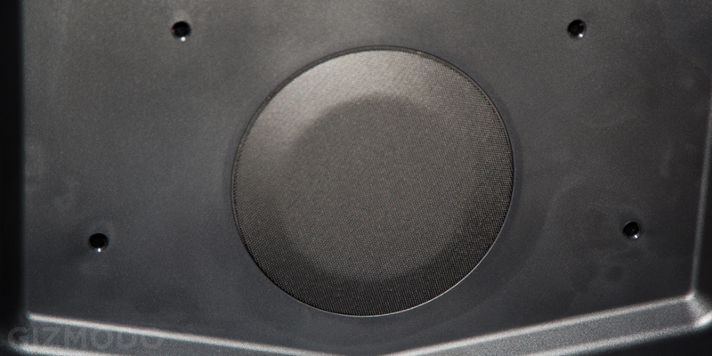Illustration for article titled Vizio Sound Stand Review: Cheap TV Sound That's Not Worth It